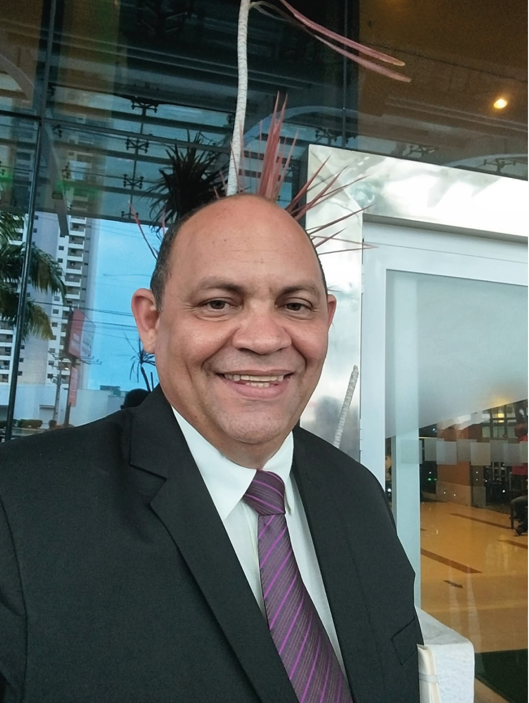 Foto do secretário responsável