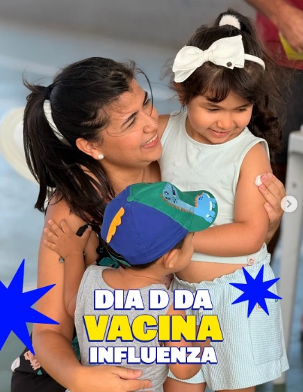 Galerinha da Prefs, hoje foi dia de colocar a vacinação em dia na nossa Quadra Central! 💉
