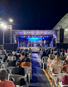 Leia mais sobre o artigo Prefeitura de Lajes encerra a Semana dos Evangélicos 2025 com grande celebração em praça pública!